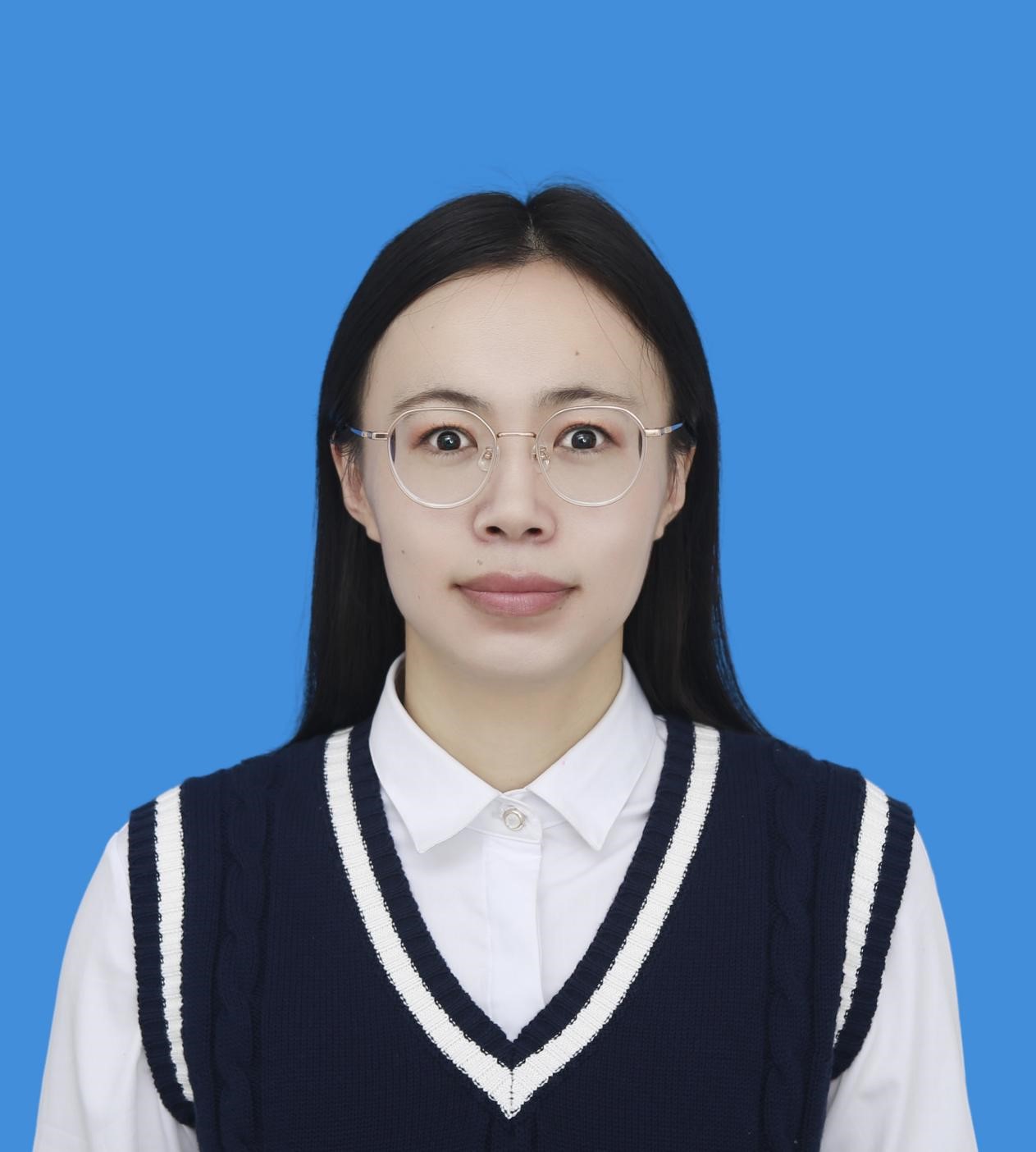 李莹