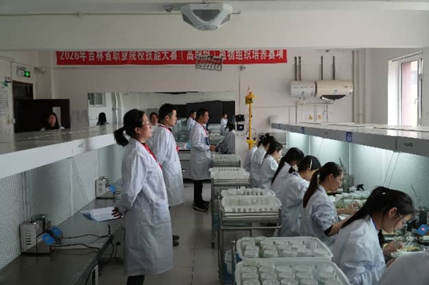 图片5.jpg 图片5.jpg